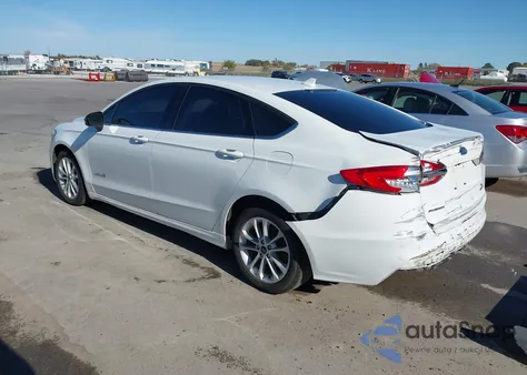 2019 Ford Fusion Hybrid Se from USA, damaged, VIN 3FA6P0LUXKR121339